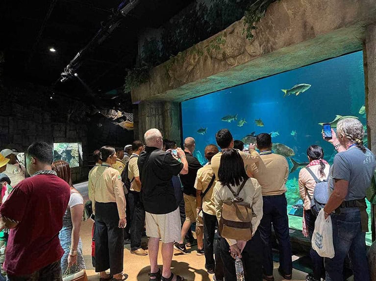 Angkor Wildlife and Aquarium Guided Tours