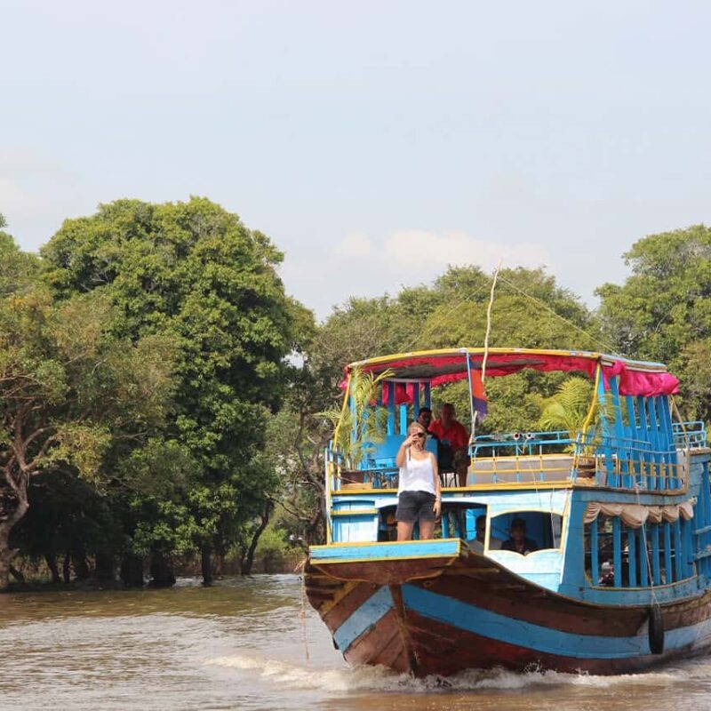 Tonle Sap Lake & AWA Private Half-Day Tour